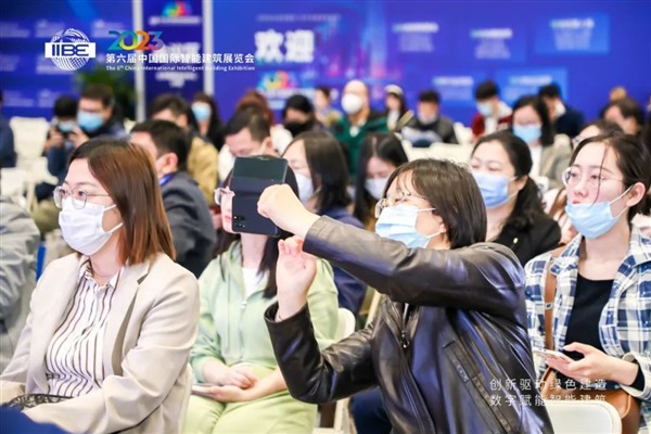 “首届中国语言学青年学术大会”举行