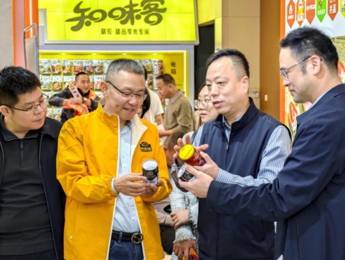 南方黑芝麻“五黑食养家”全新亮相春糖首日，新品获经销商热捧