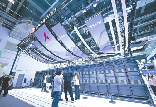 AI算力进入“超节点时代” 国产厂商能否借此打开新局面？