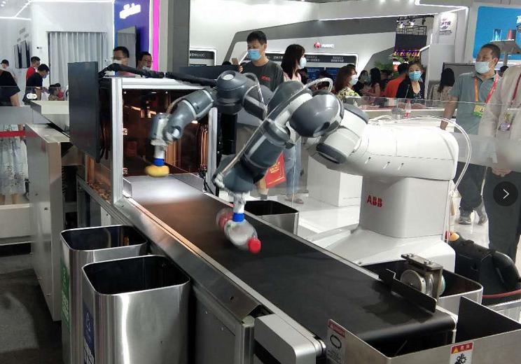 中国AI产品服务出海 呈现三大趋势
